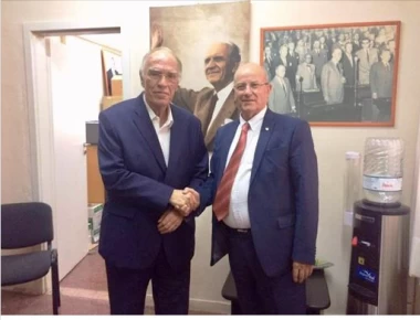 Ρήγμα της ΝΔ στον Νότιο Τομέα: Αποχώρησε ο φαρμακοβιομήχανος Ν.Παπάζογλου από το κόμμα